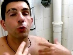 Astuces pour la préparation au sexe anal et prostate massage (shower)