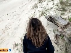 She decided to take a quick sex on the beach - Anal sex
