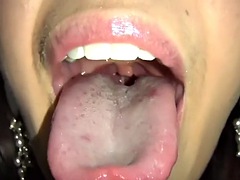 Amiee tongue