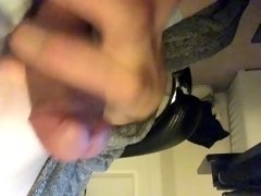 longer version of me jerking my load all over me